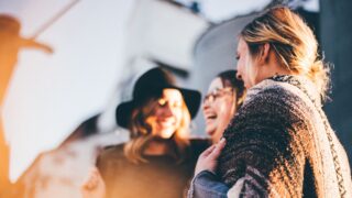 Wie können Frauen in allen Lebensphasen finanziell unabhängig werden?