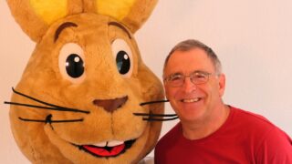 Stadtteilköpfe: Raimund Michels bringt Kinder mit Spaß, Musik  und viel Motivation zum Sport